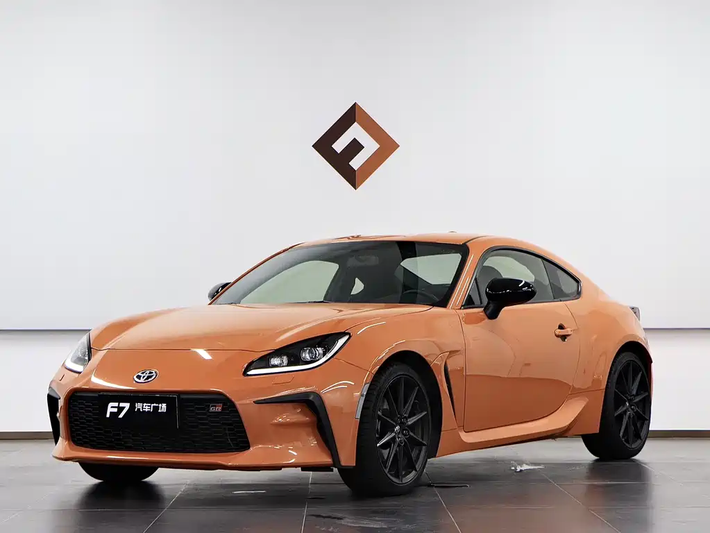 Toyota 86 2022 GR 86 2,4л версия с ручным управлением