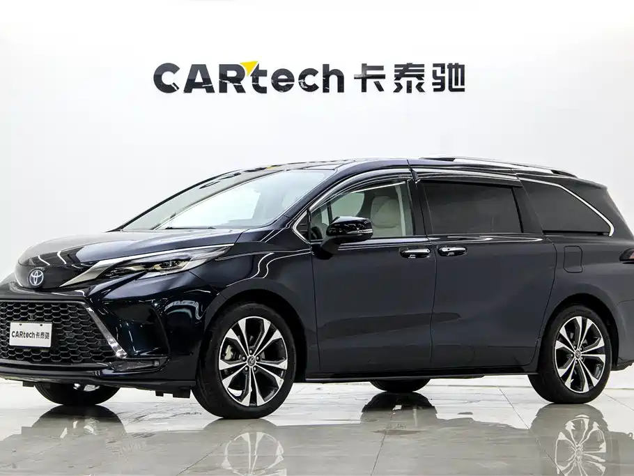 Gravia 2022 2.5L Hybrid Premium Edition