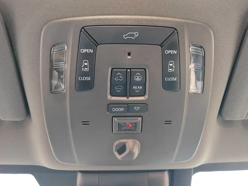 Фото машины 33