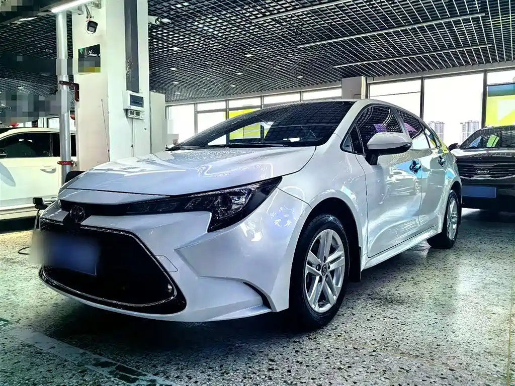Regal 2022 185T CVT Luxury Edition