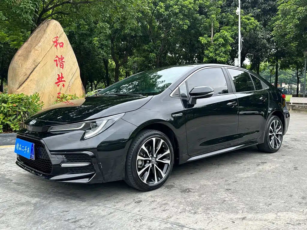 Regal 2022 Twin Engine 1.8H E-CVT Sport