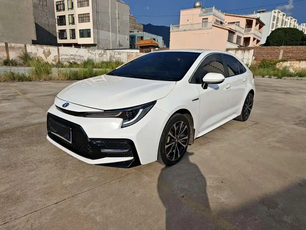 Regal 2022 Twin Engine 1.8H E-CVT Sport