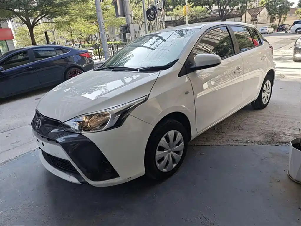 YARiS L Zephyr 2019 1.5E CVT Phantom Edition State VI