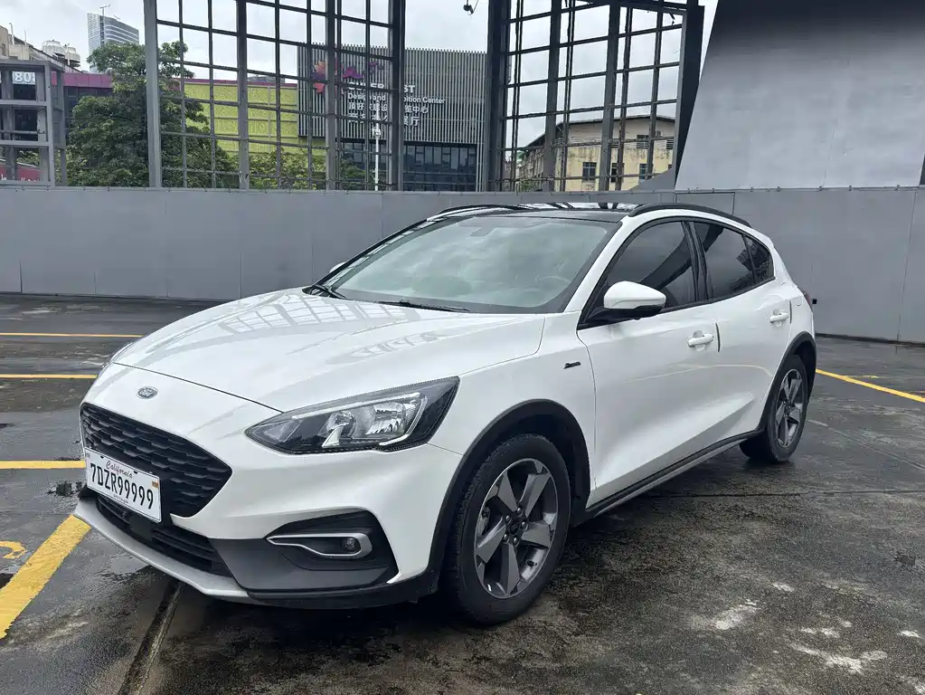 Fox Active 2020 EcoBoost 180 automatic Tide Type
