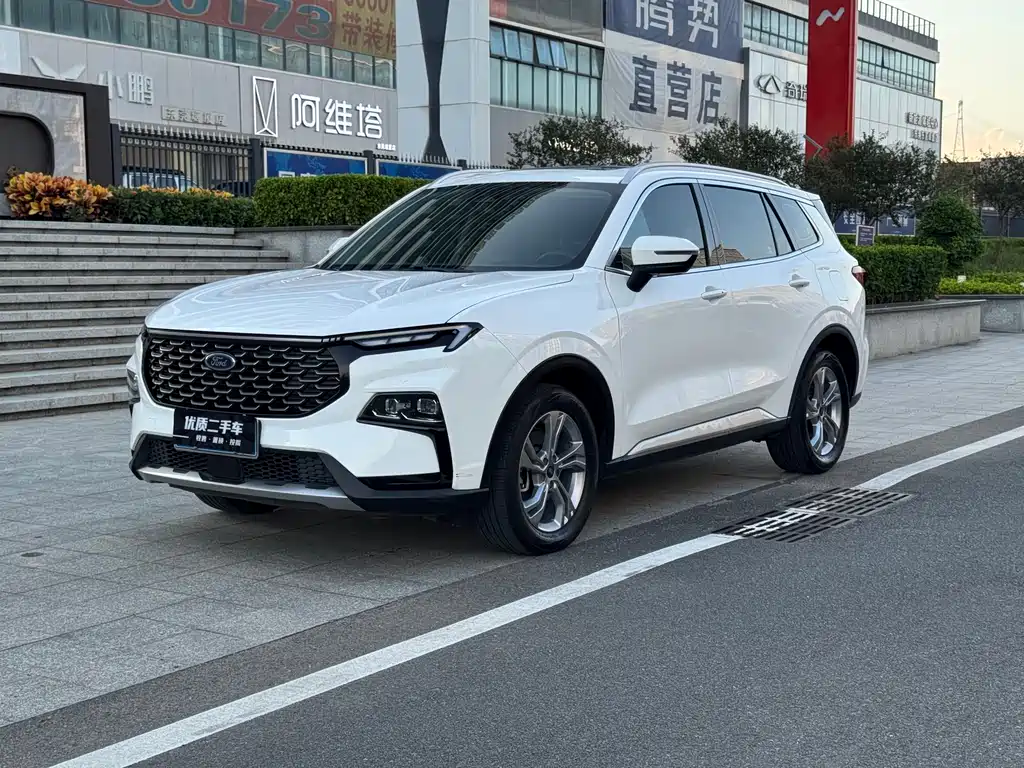 Collier 2022 EcoBoost 170 Platinum Link