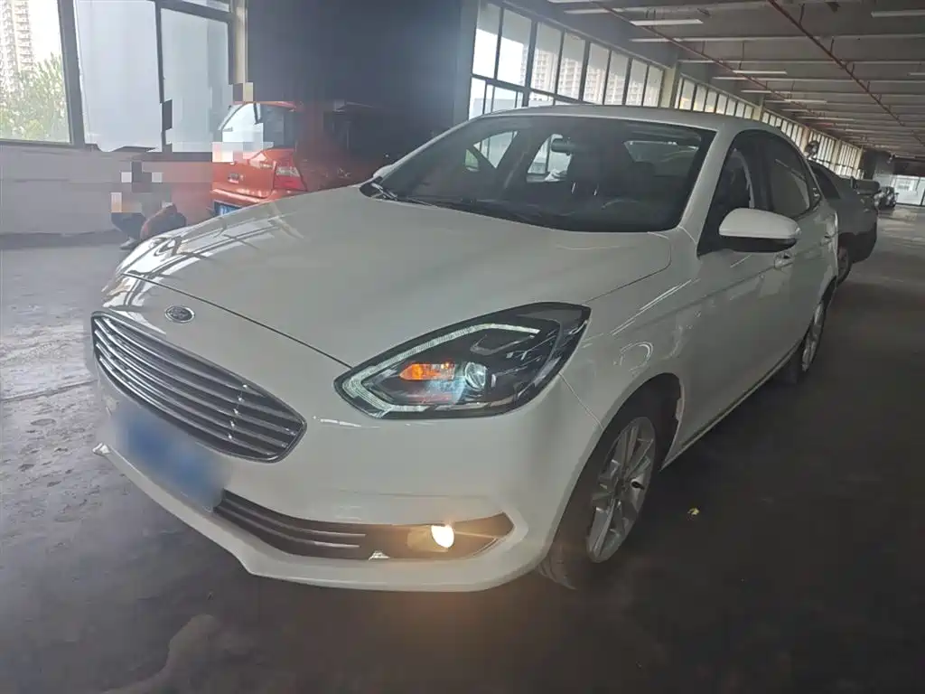 Furuisi 2019 facelift 1.5L automatic enjoyment type Country VI
