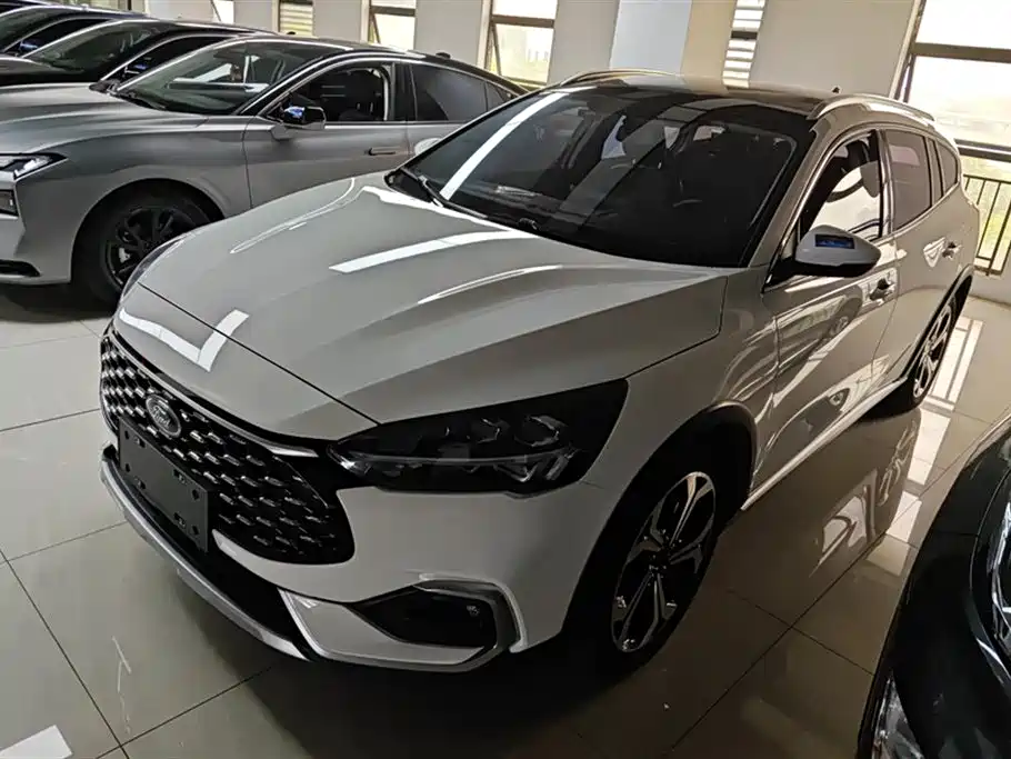 Охотничья версия Fox 2021 EcoBoost 180 автоматический охотничий тип tide