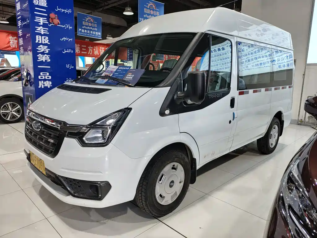 Новое поколение 2,2-тонного обычного легкового автомобиля с механической коробкой передач Quanshun 2021 Pro с короткой осью, 11-местный средне-топовый country VI