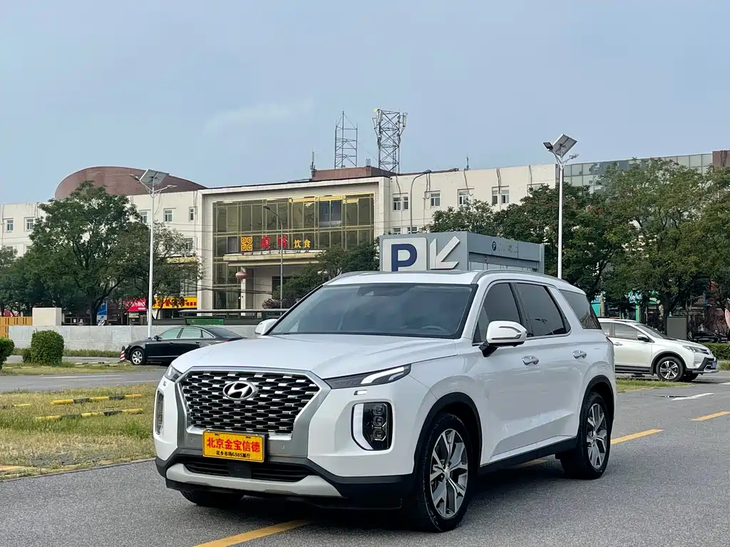 Paristi 2021 3,5-литровый автоматический полноприводный GLS