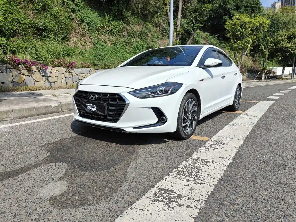 Leading the 2019 1.4T dual-clutch dazzling*dynamic type
