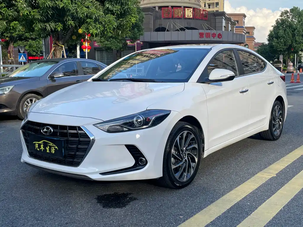 Leading the 2019 1.4T dual-clutch dazzling*dynamic type