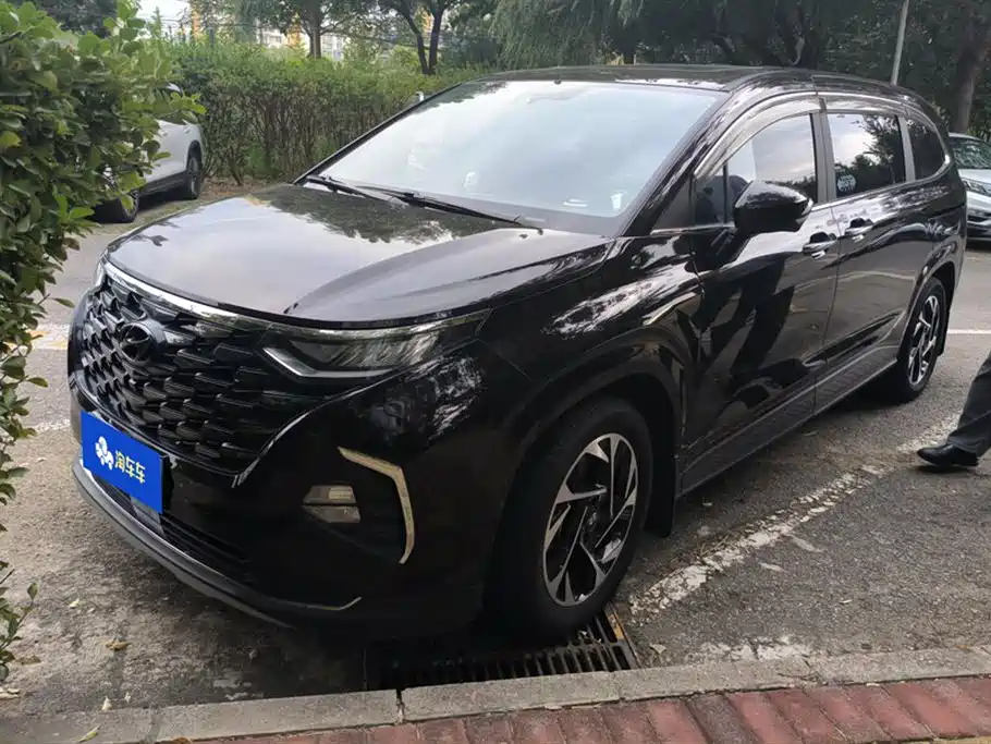 CUSTOM 2021 380TGDi TOP Premium