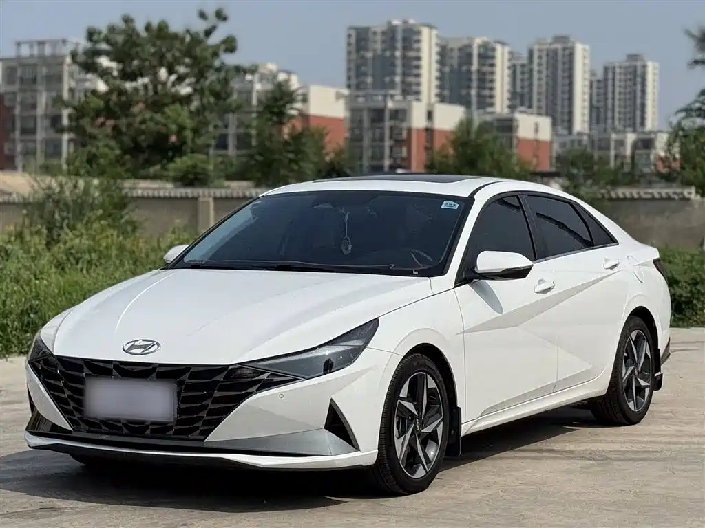 Elantra 2022 1.5L CVT LUX Premium