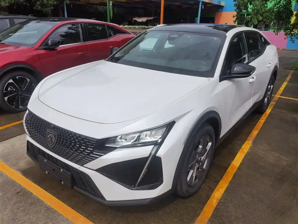 Peugeot 408X 2023 Gravity Version