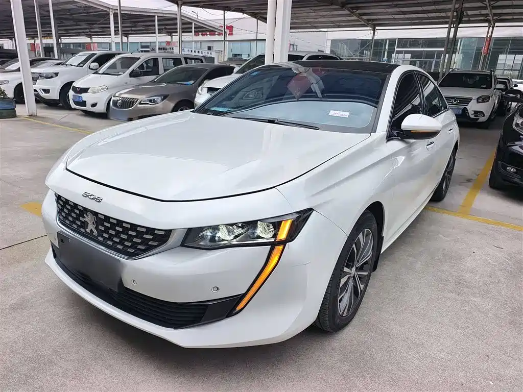 Peugeot 508 2021 model 508L 400THP PureTech driving Control version