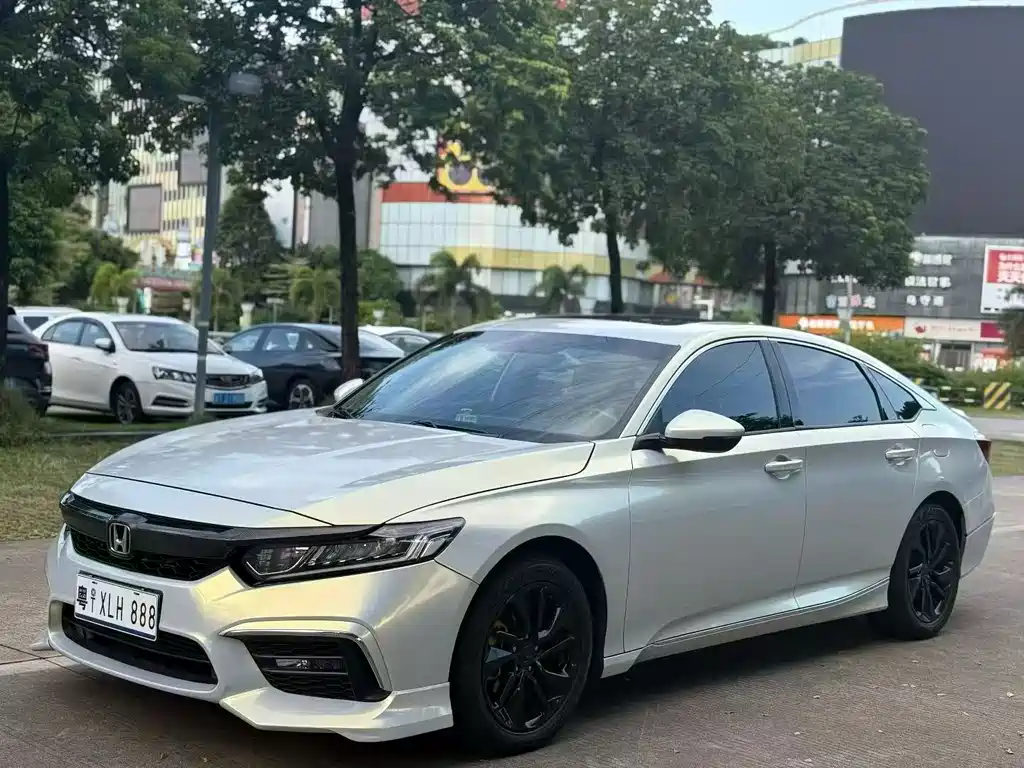 Insignia 2019 260TURBO Exquisite Edition State V