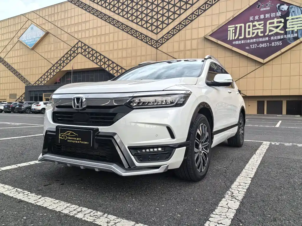 White Shadow 2021 240TURBO CVT 4WD Premium Edition