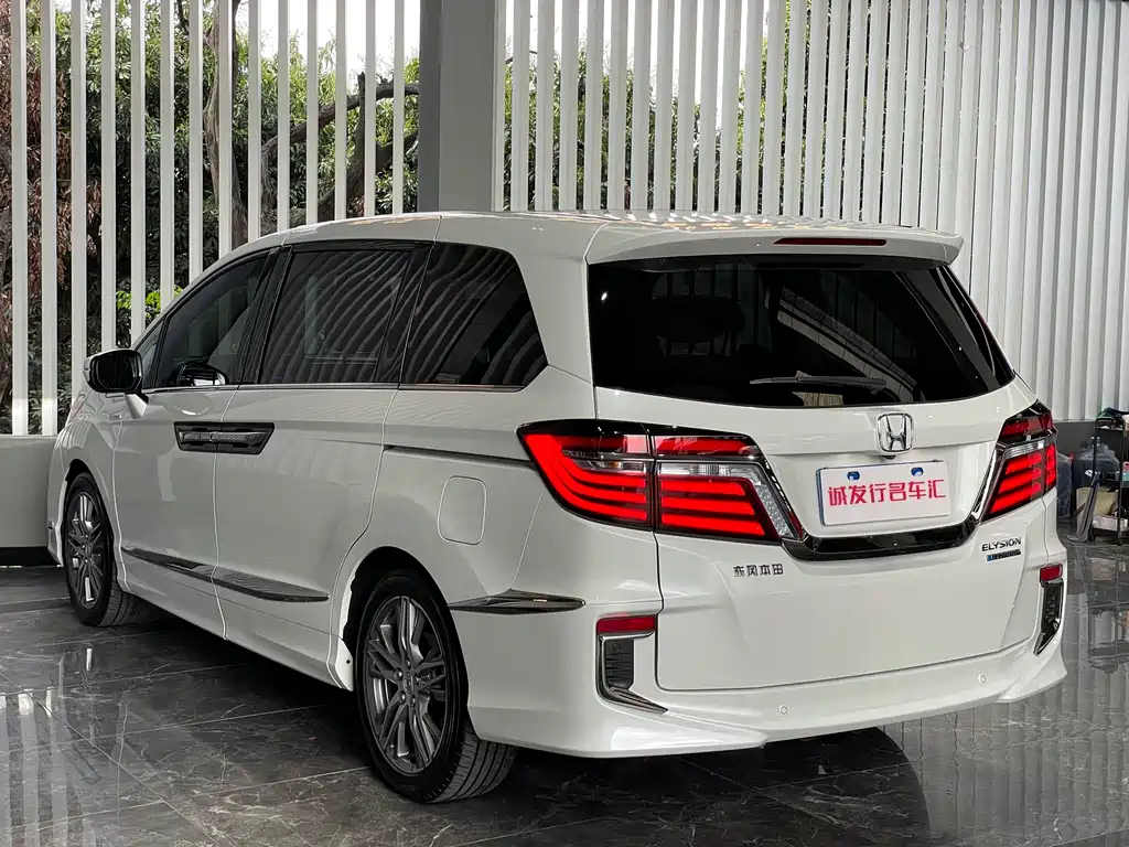 Фото машины 23