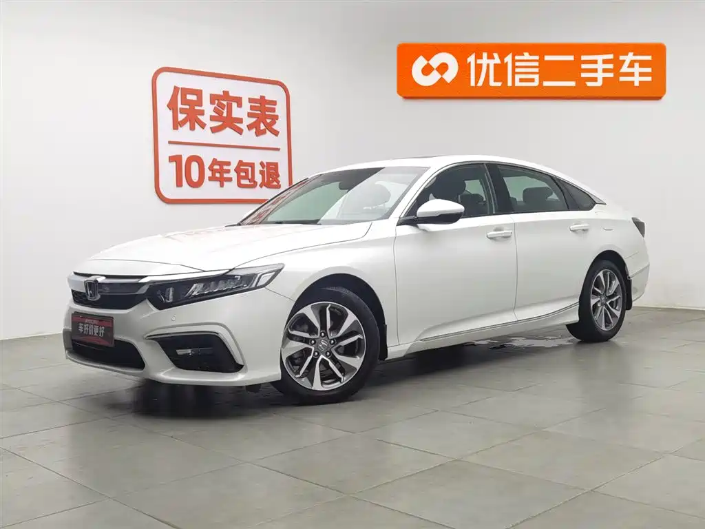 Insignia 2019 260TURBO Exquisite Edition National VI
