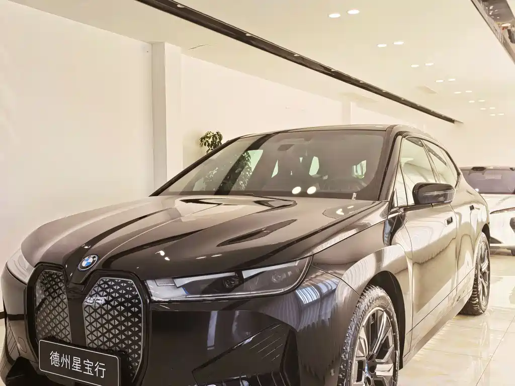 BMW iX 2023 facelift xDrive40