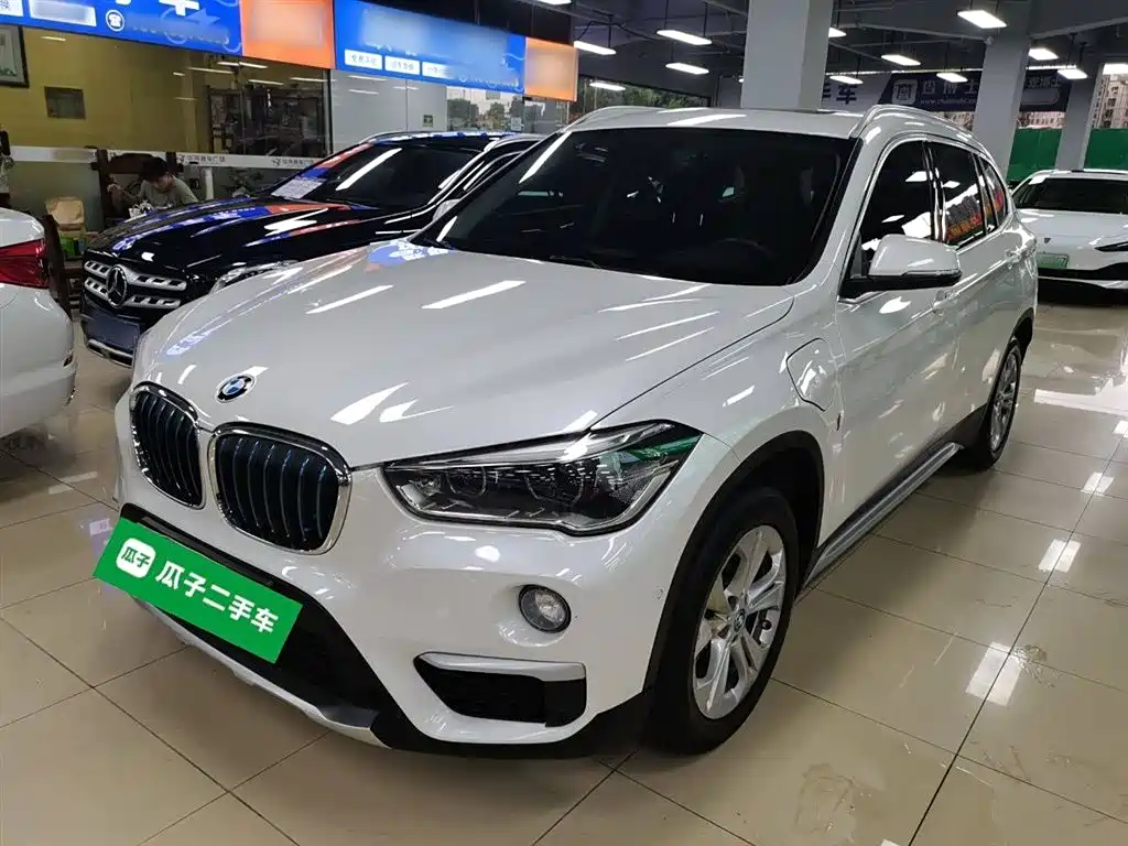 BMW X1 New Energy 2019 xDrive25Le Обновленная версия с пробегом