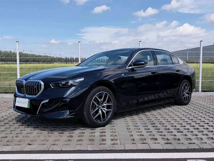 BMW i5 2024 eDrive 35L Exclusive Luxury Set