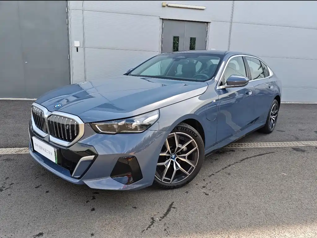 BMW i5 2024 eDrive 35L Exclusive M Sports Suit