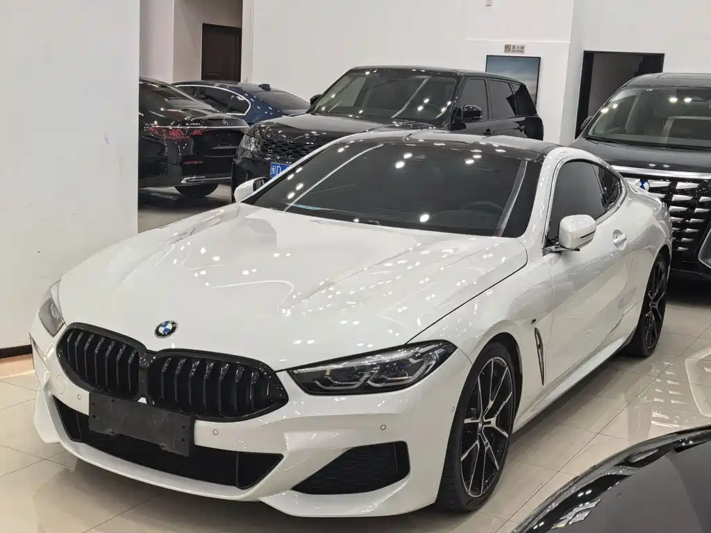 BMW 8 Series 2019 840i Coupe M Sport Package