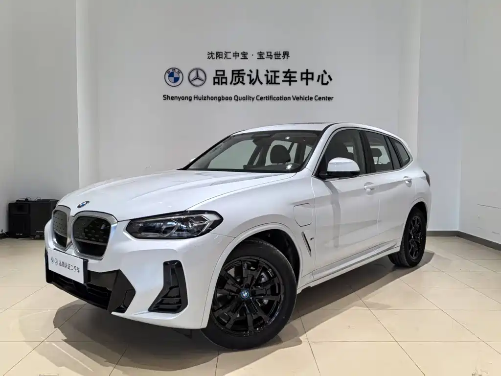 BMW iX3 2024 Leader