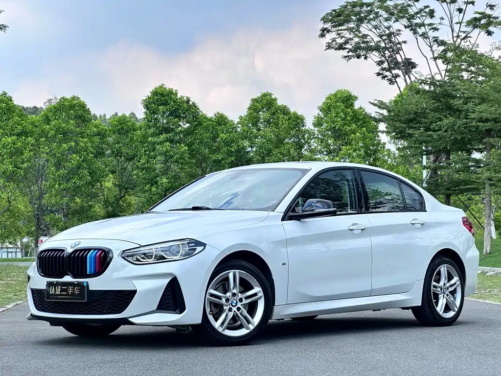 BMW 1 Series 2021 120i M Sport Obsidian Night Edition