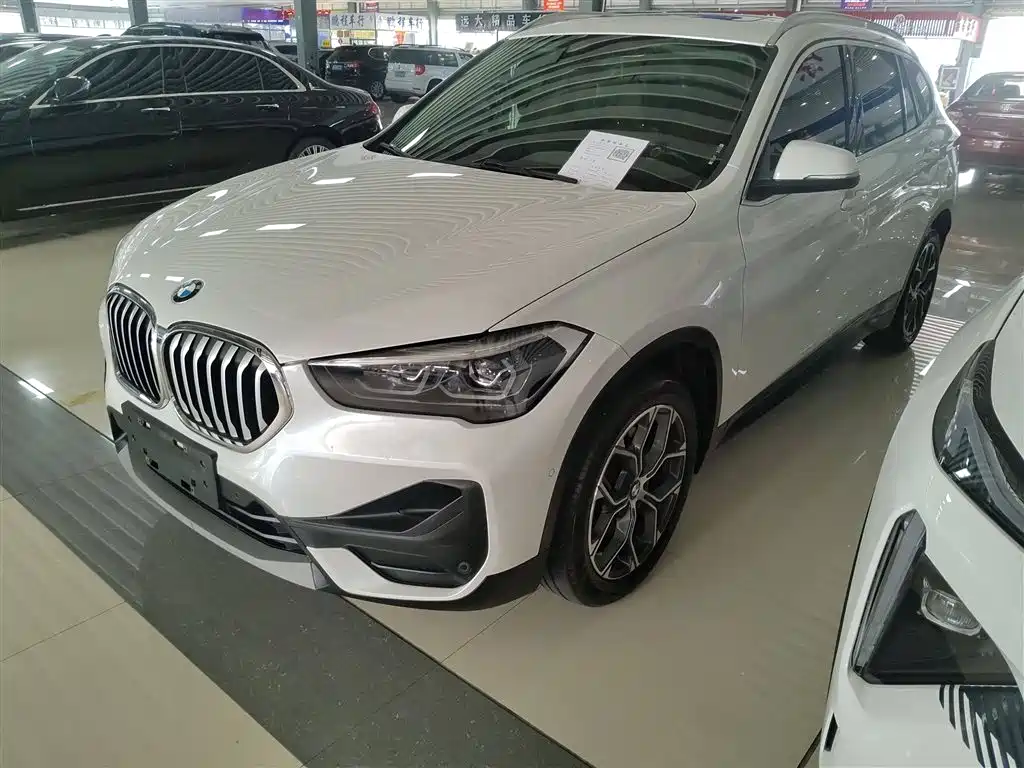 BMW X1 2020 sDrive25Li Leader