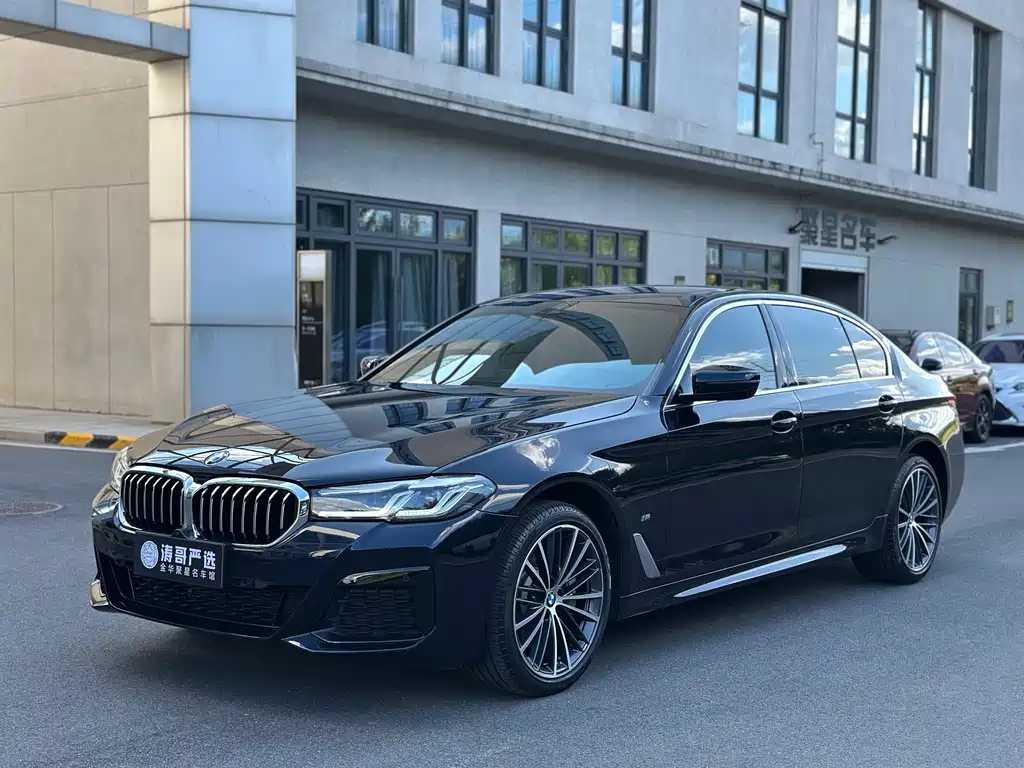 BMW 5 Series 2023 Modified 530Li Leader M Sport Package