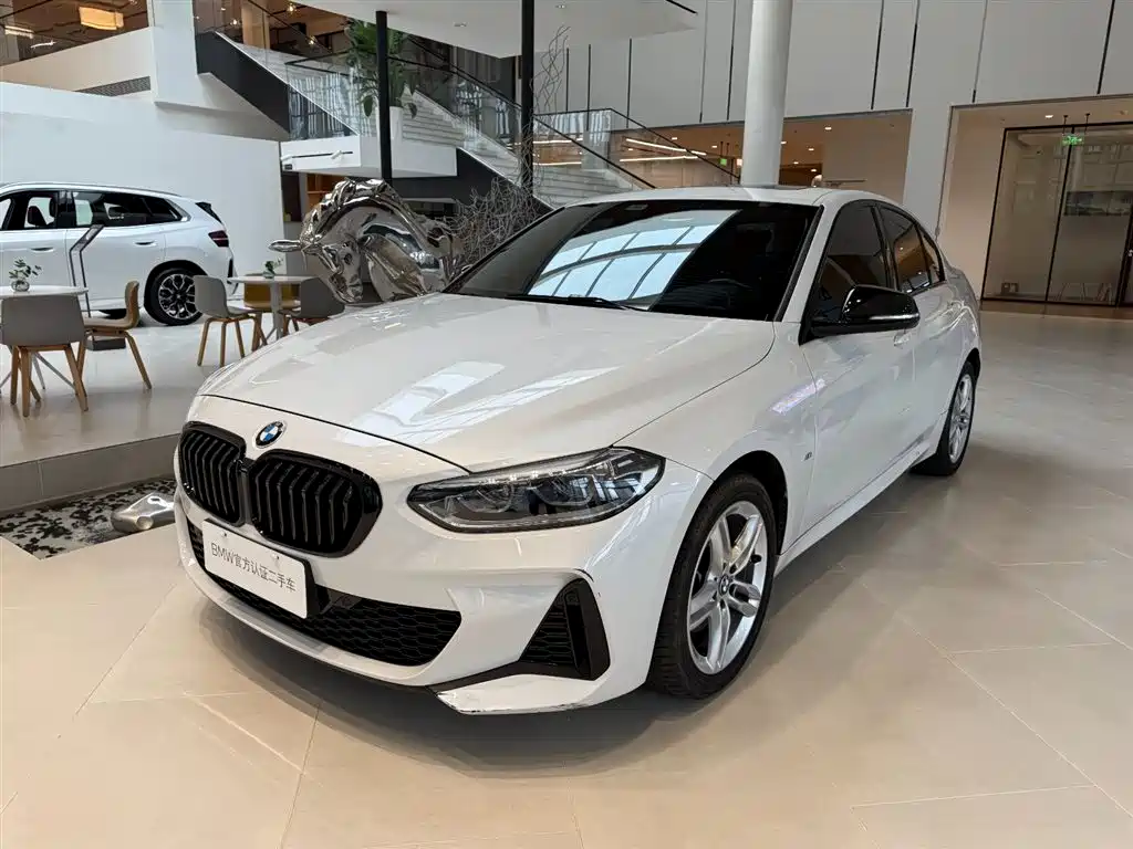 BMW 1 Series 2021 120i M Sport Obsidian Night Edition