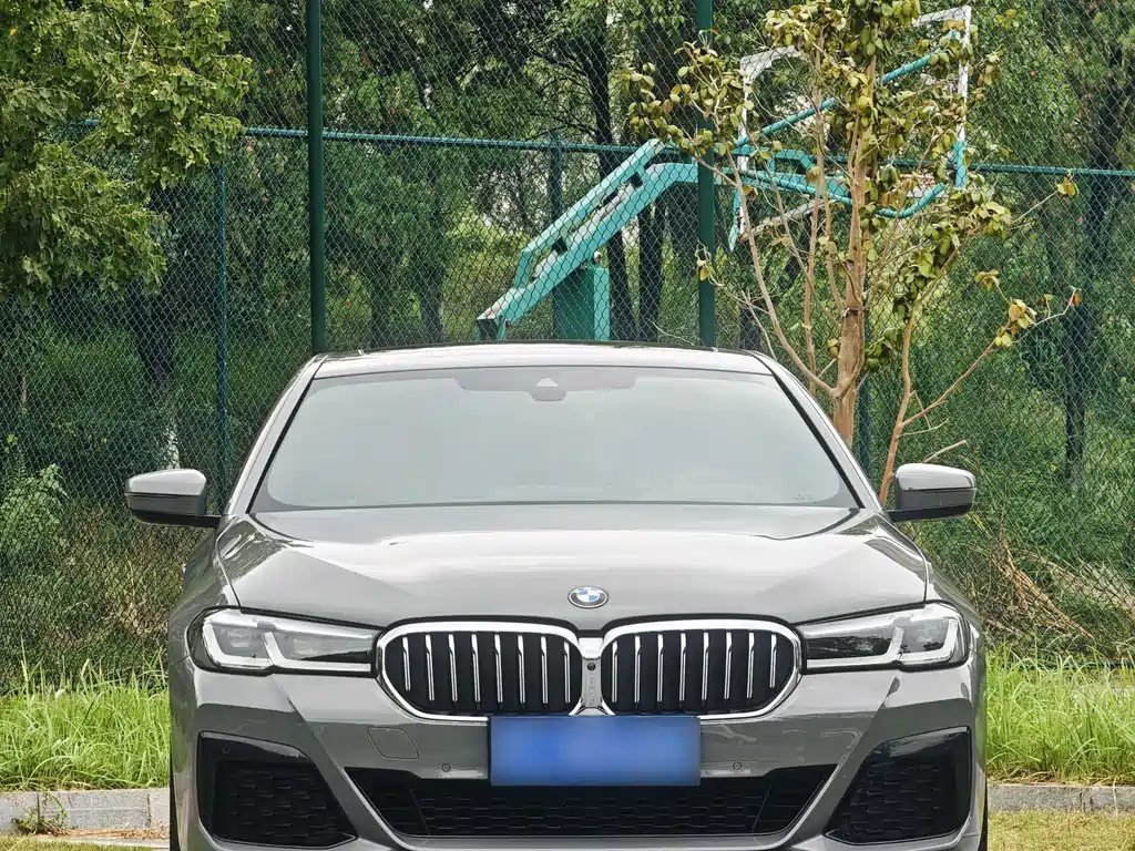 BMW 5 Series imported 2022 530i M sports suit