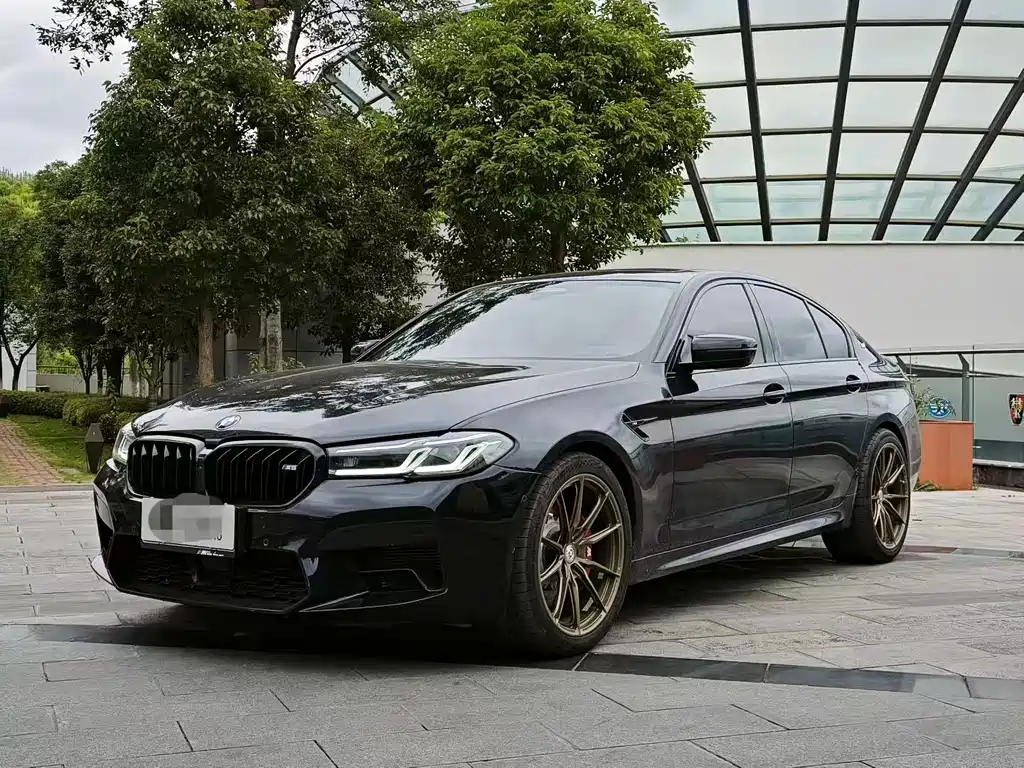 BMW 5 Series imported 2022 540i fashion version M sports suit
