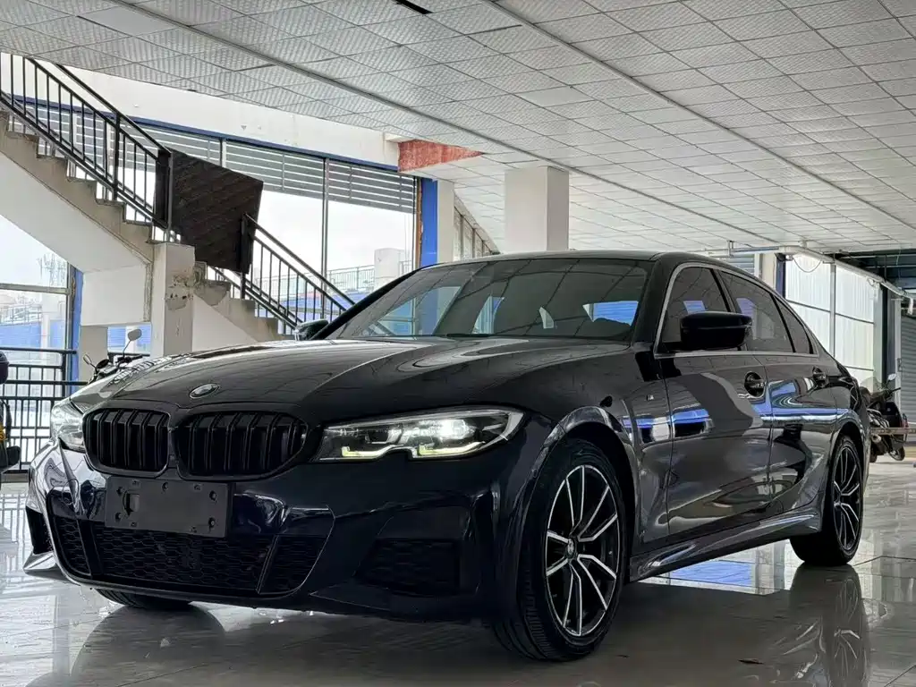BMW 3 Series 2020 Modified 325Li M Sport Package