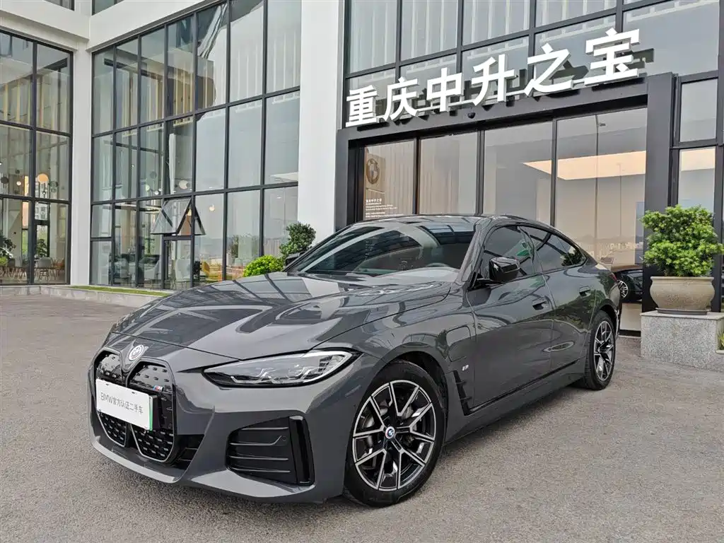BMW i4 2022 eDrive40