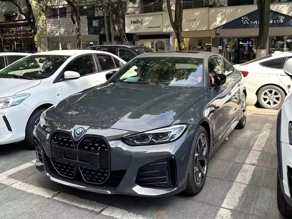 BMW i4 2022 eDrive40