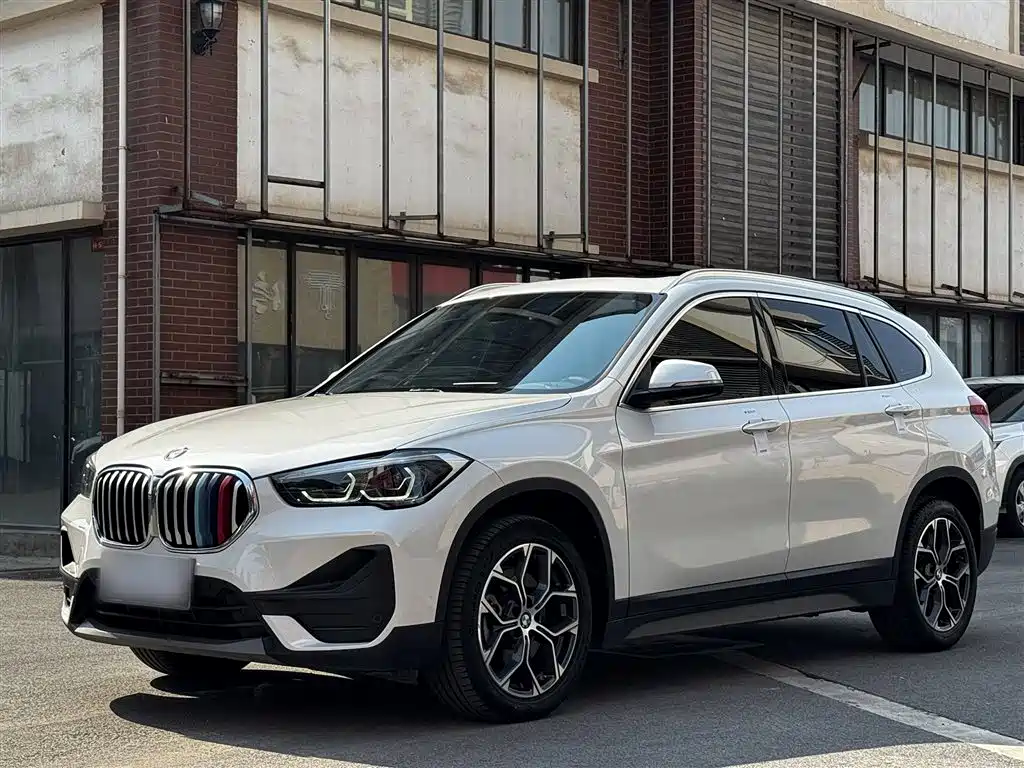 BMW X1 2022 sDrive25Li Leader