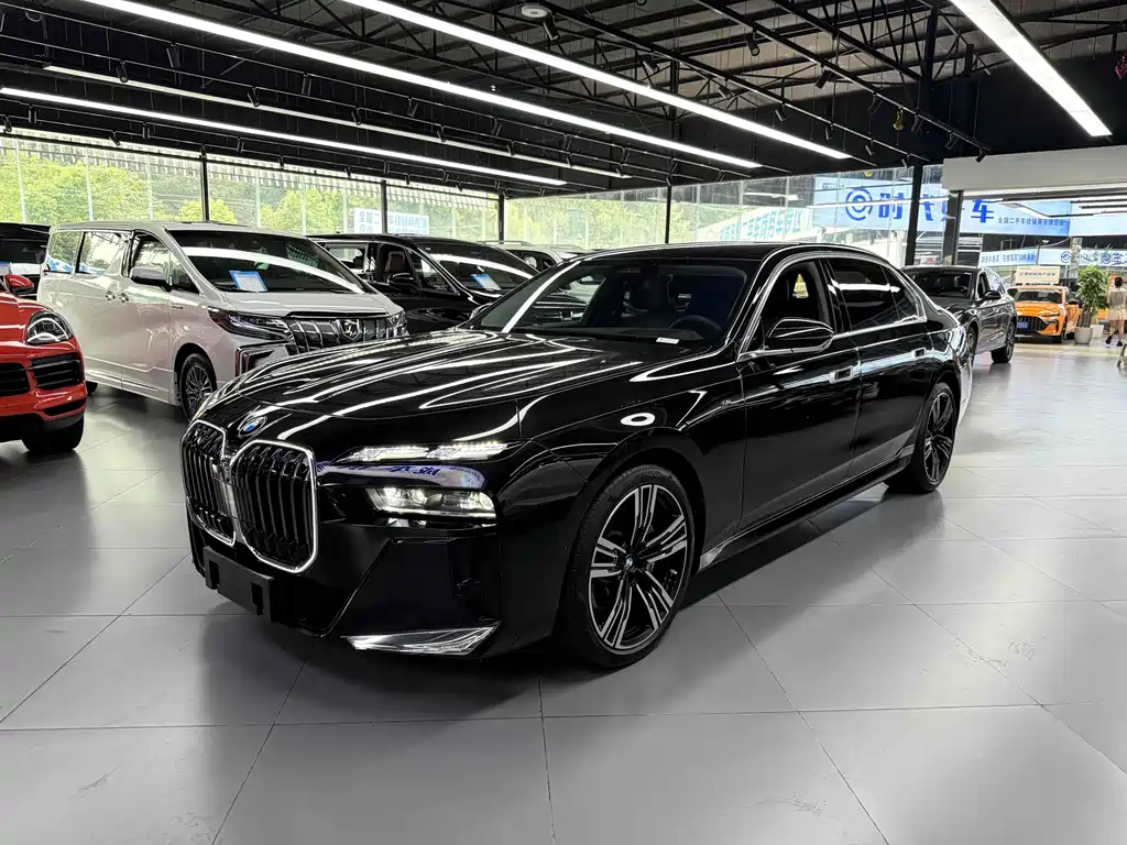 BMW 7 Series 2023 740Li Leader M Sport Package