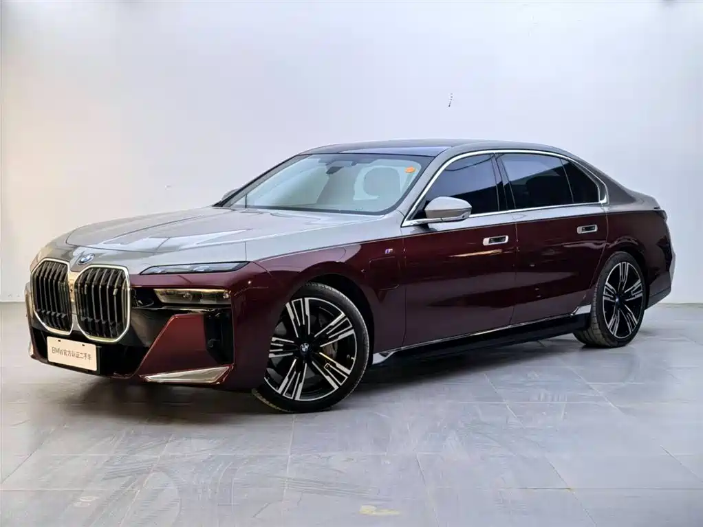 BMW i7 2023 eDrive50L Exclusive M Sports Suit