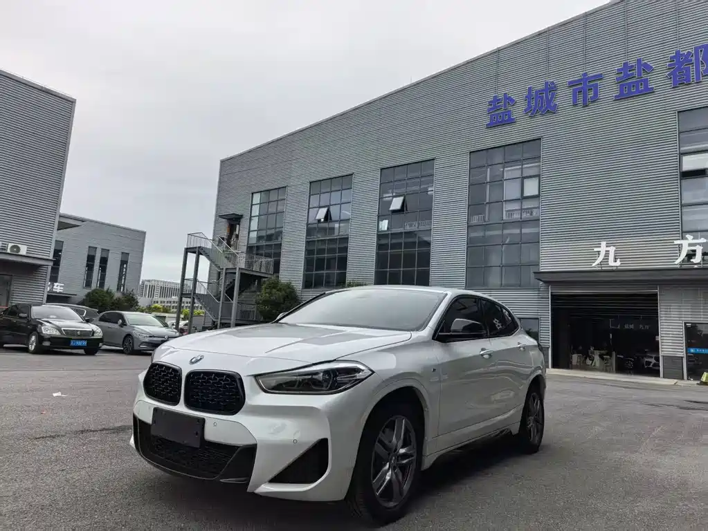 BMW X2 2023 sDrive25i M Sport Obsidian Night Edition