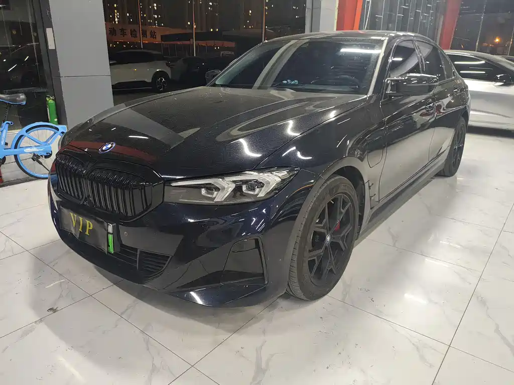 BMW i3 2024 eDrive 35 L