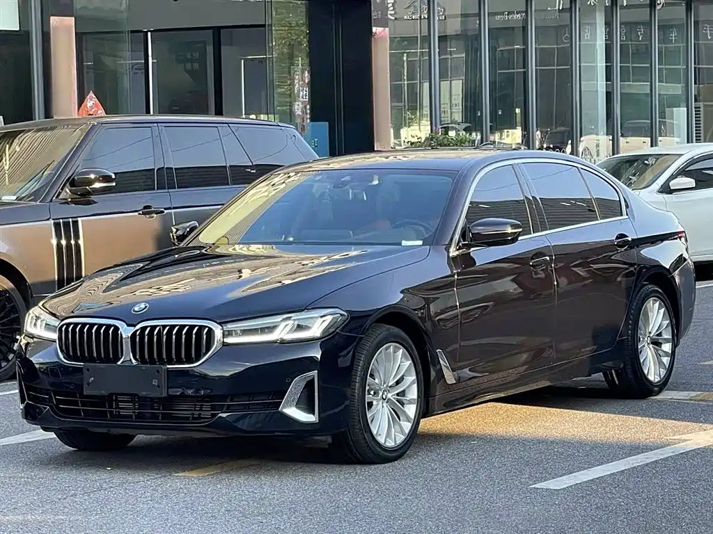 BMW 5 Series 2021 525Li Luxury Package