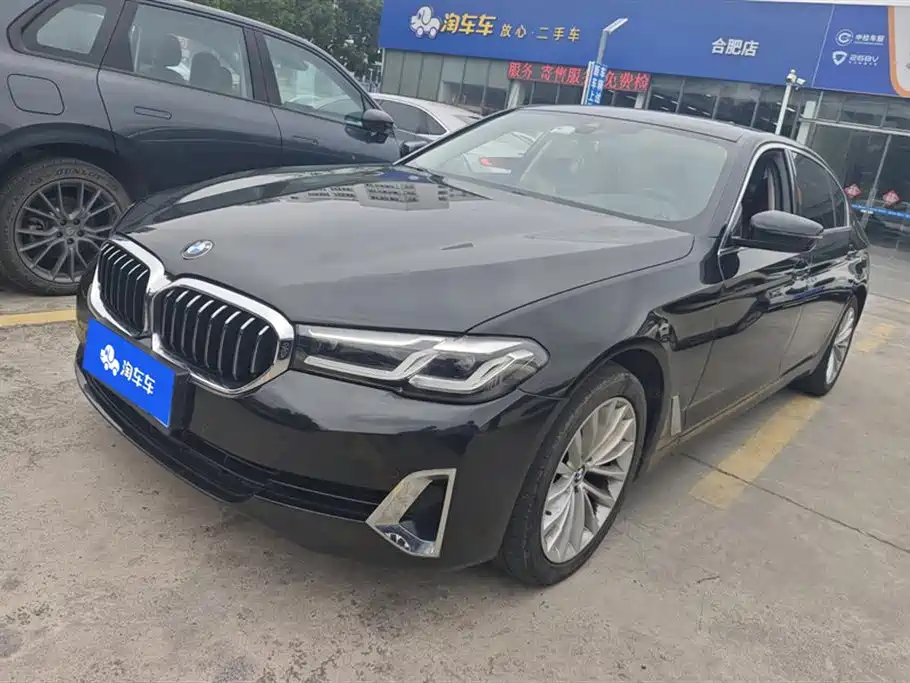 BMW 5 Series 2021 525Li Luxury Package