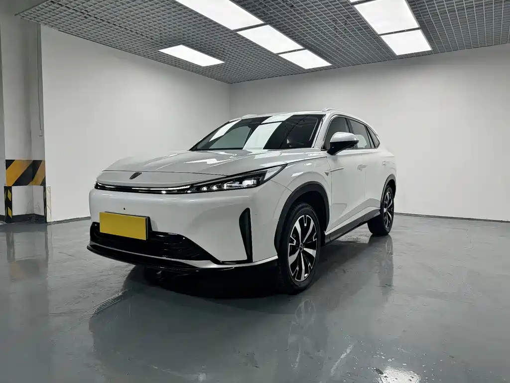 Roewe D5X DMH 2024 Model 135 Technology Edition