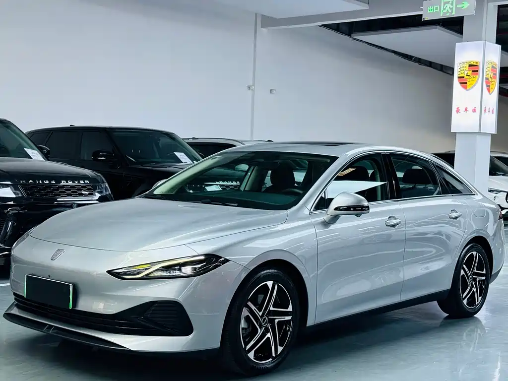 Roewe D7 2023 DMH 125km Ultimate Edition