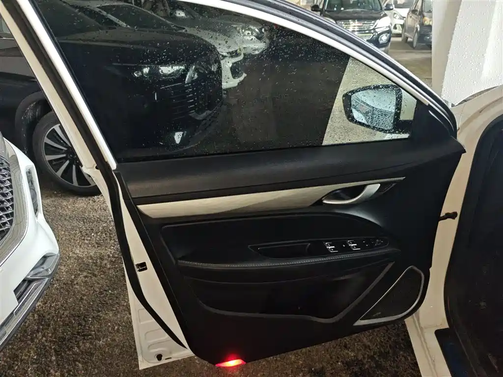 Фото машины 26