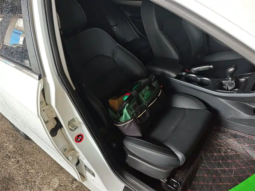 Фото машины 24