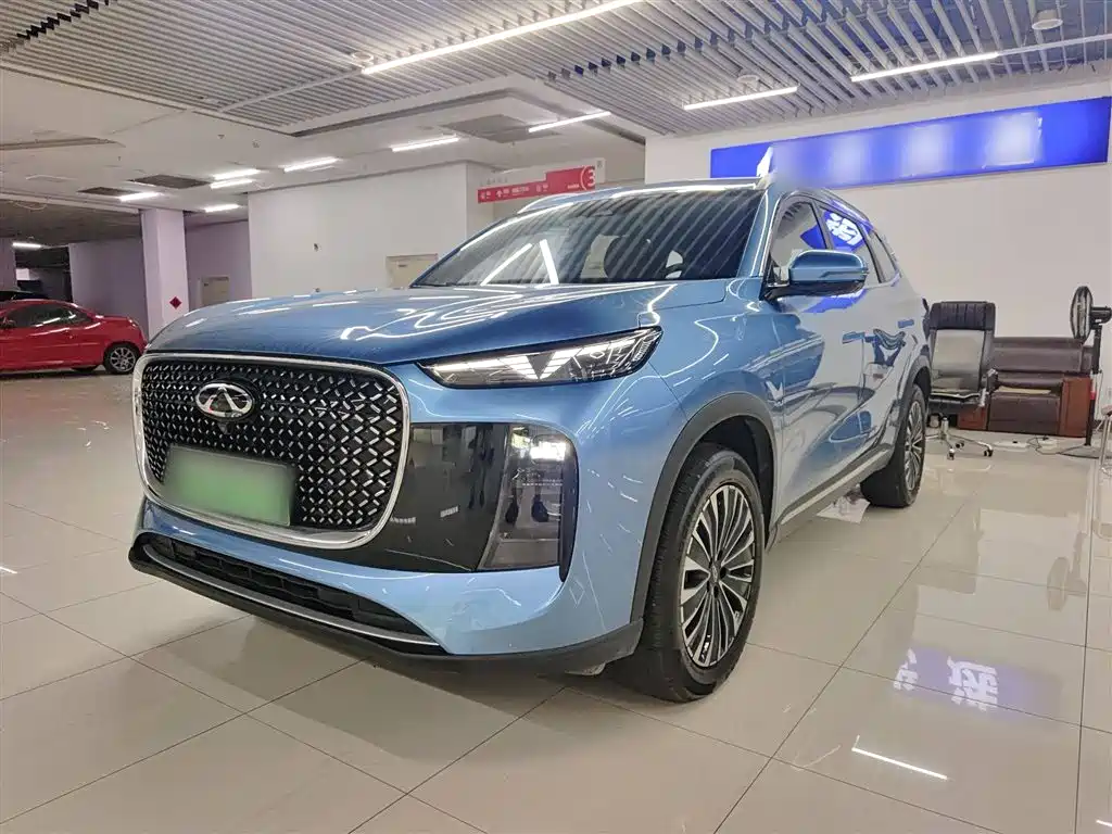 5-местный автомобиль премиум-класса Tiggo 8 PLUS C-DM 2025 грузоподъемностью 1,5 тонны протяженностью 116 км